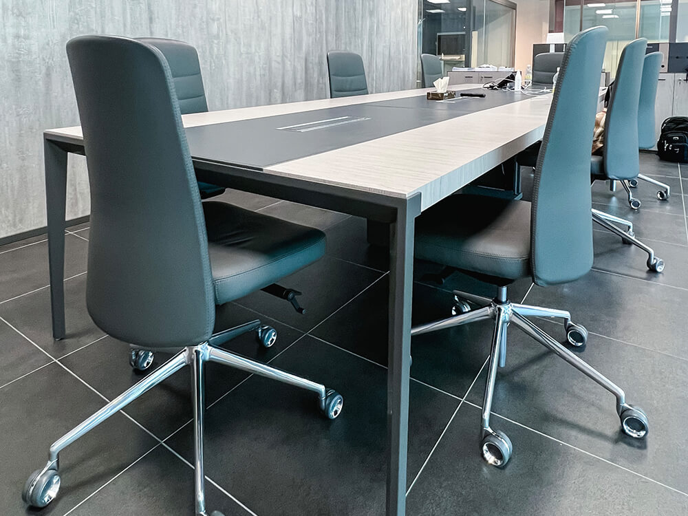 Xandy 2 - Rectangular Shaped Meeting Table with Optional Leather Inlay 06