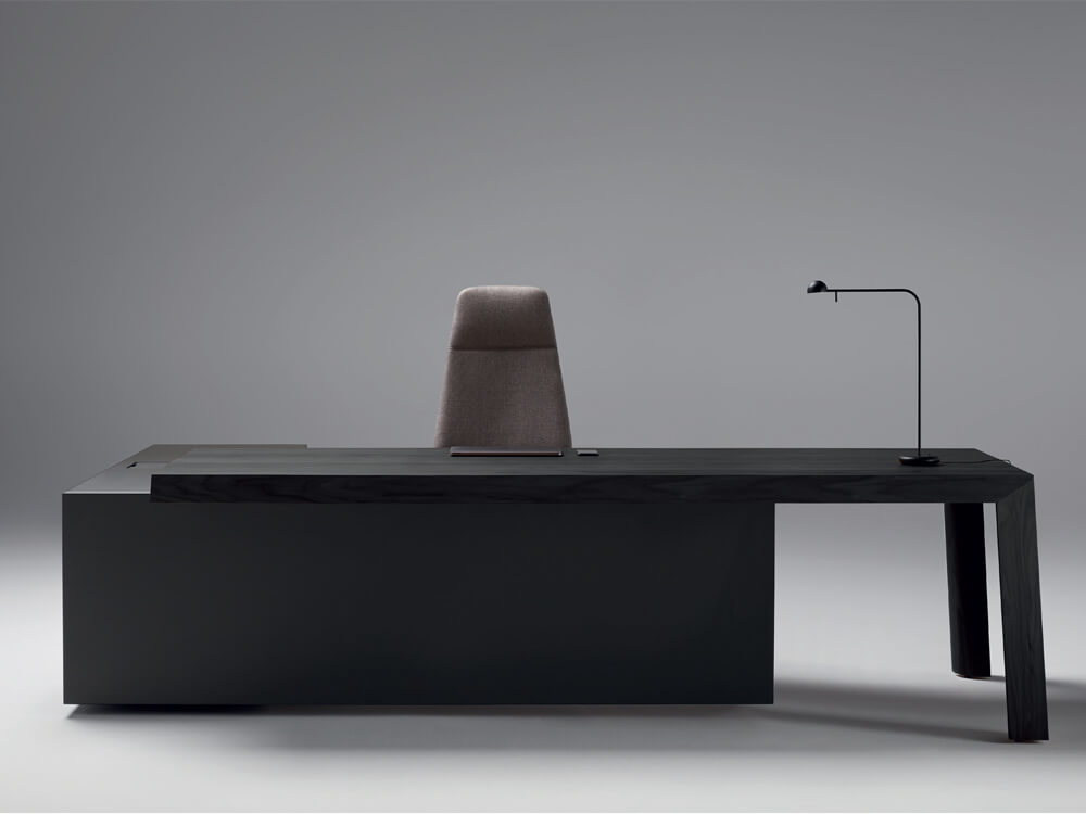 Talon – Modern Executive Desk with Credenza Unit and Optional Modesty Panel 05 img