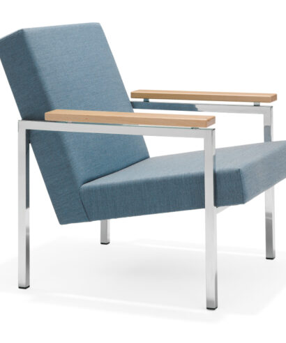 Selina – Classic Sofa and Armchair with Metal Frame