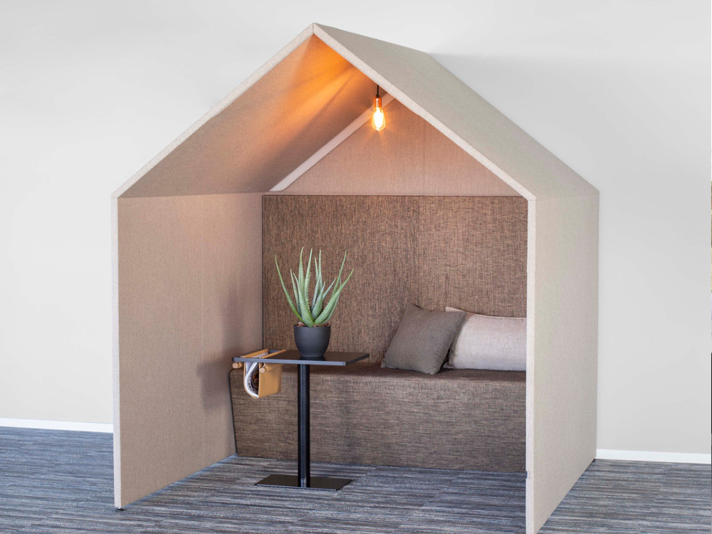 Heriberto – Sound Absorbing Luxury Work Pod with Cable Channel (3)
