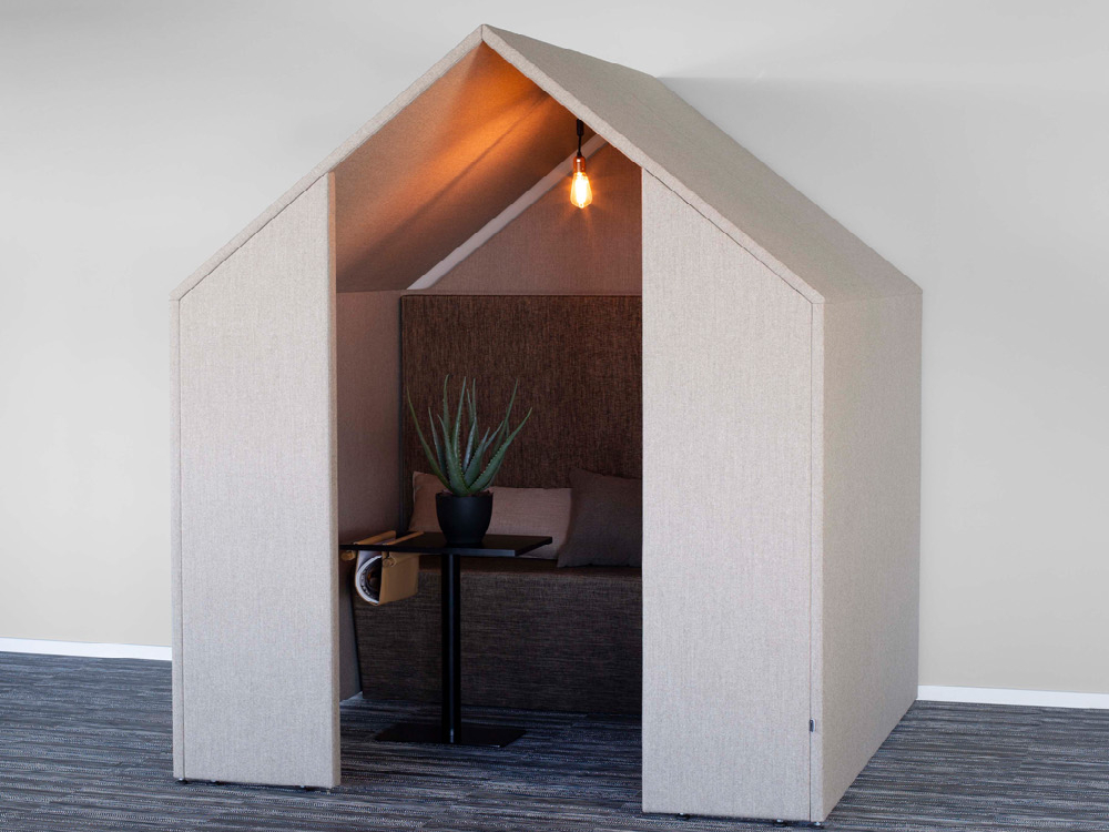 Heriberto – Sound Absorbing Luxury Work Pod with Cable Channel (4)