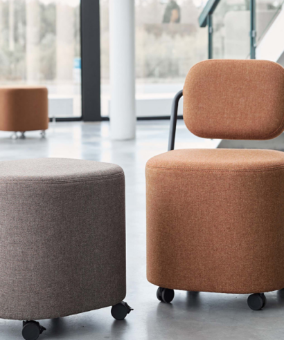 Qora - Movable Work Stool