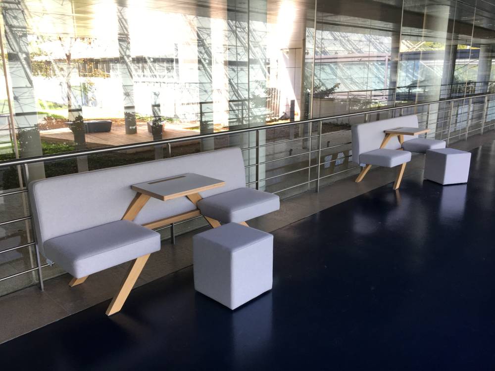 Tresto 1 - Two Person Work Pod with Table 10 Img