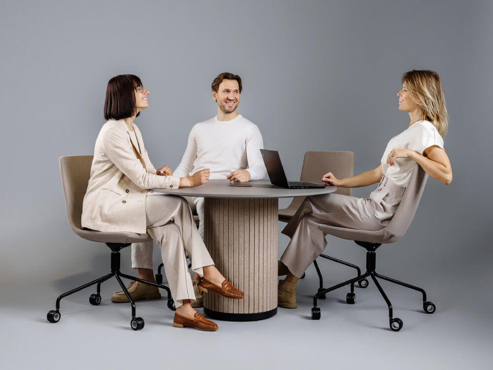 Parzio -Acoustic-Columns-Leg-Meeting-Table-9